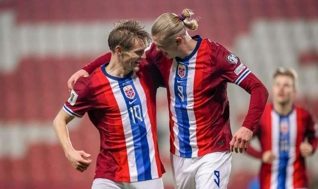 比利时队险胜捷克，取得晋级关键胜利