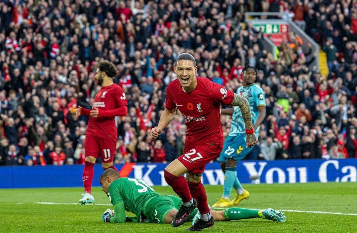 B体育体育网址-包含利物浦大胜南安普敦，英超冠军席位坐稳的词条