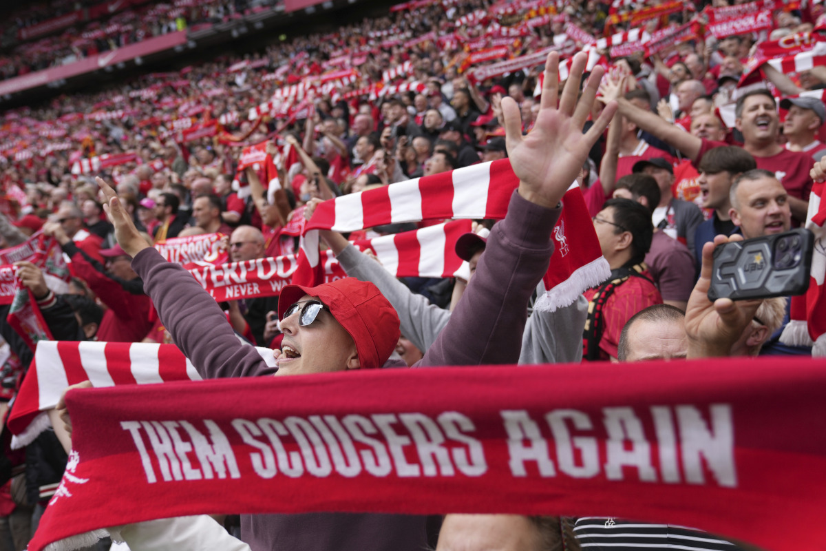 包含利物浦球员腿部受伤,恐缺席多场比赛的词条 包含利物浦球员腿部受伤,恐缺席多场比赛的词条