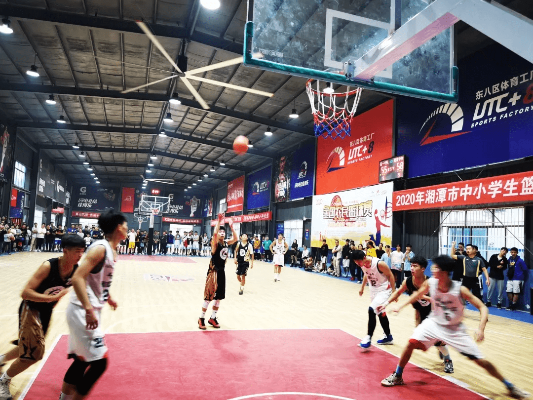 关于西藏篮球赛季战火激烈,势如破竹的信息 关于西藏篮球赛季战火激烈,势如破竹的信息