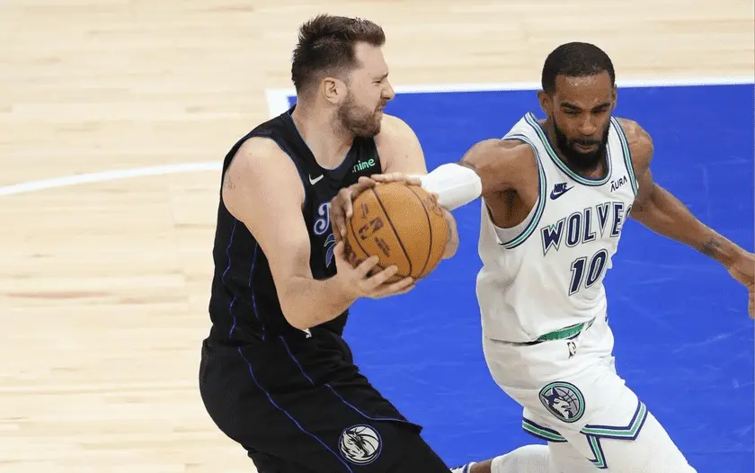 欧文单节狂砍20分,率队逆转取得胜利! 欧文单节狂砍20分,率队逆转取得胜利!