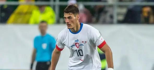 捷克队大胜挪威队，赢得外界赞誉与鼓励的简单介绍