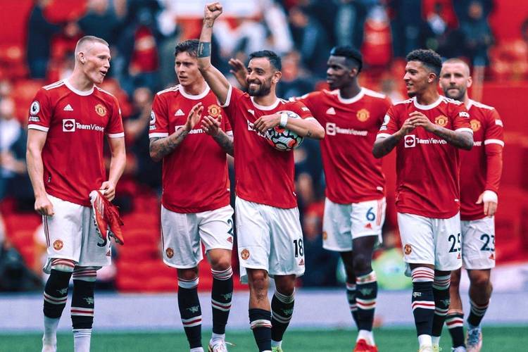 曼联球队展现团队合作，逆袭晋级的简单介绍