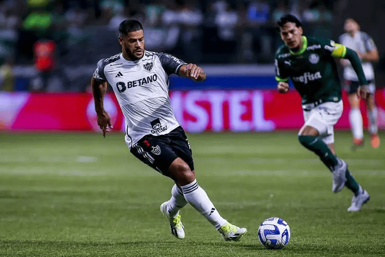 梅斯队连续不胜,排名下滑明显 梅斯队连续不胜,排名下滑明显