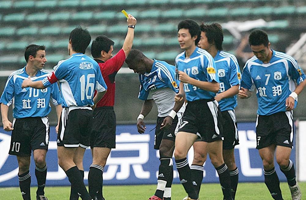 北汽北前程主场击败大连力帆,豪取三分 北汽北前程主场击败大连力帆,豪取三分