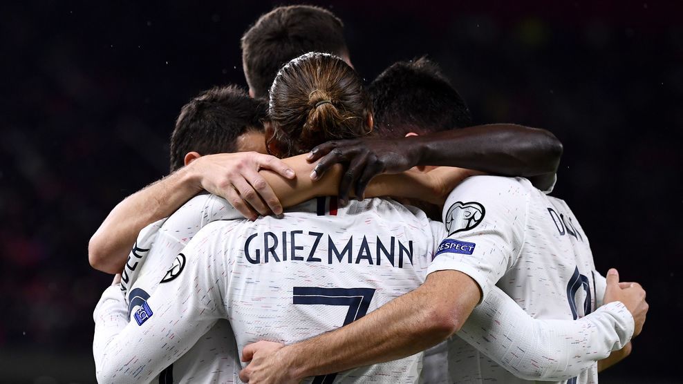 荷兰战胜对手取得胜利,晋级欧预赛决赛圈 荷兰战胜对手取得胜利,晋级欧预赛决赛圈