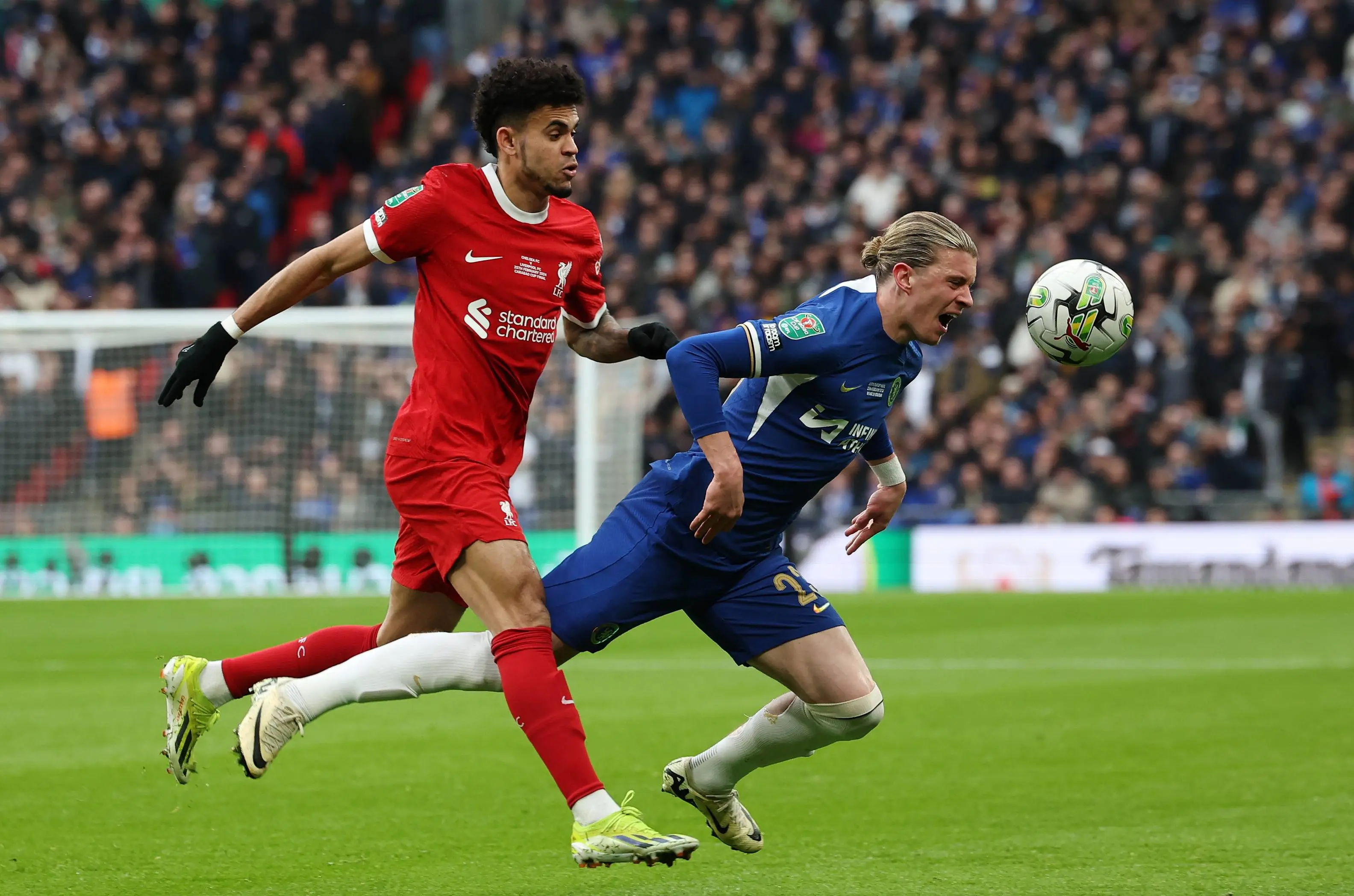 利物浦主场大胜斯旺西，保持领先优势的简单介绍