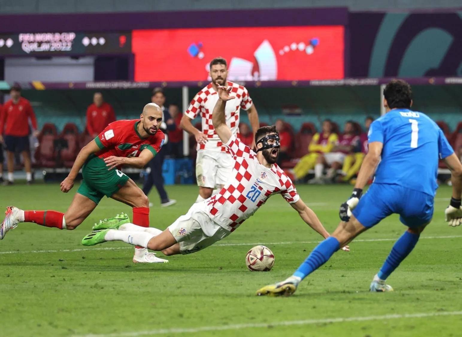 比利时胜克罗地亚，淘汰赛门票在望的简单介绍