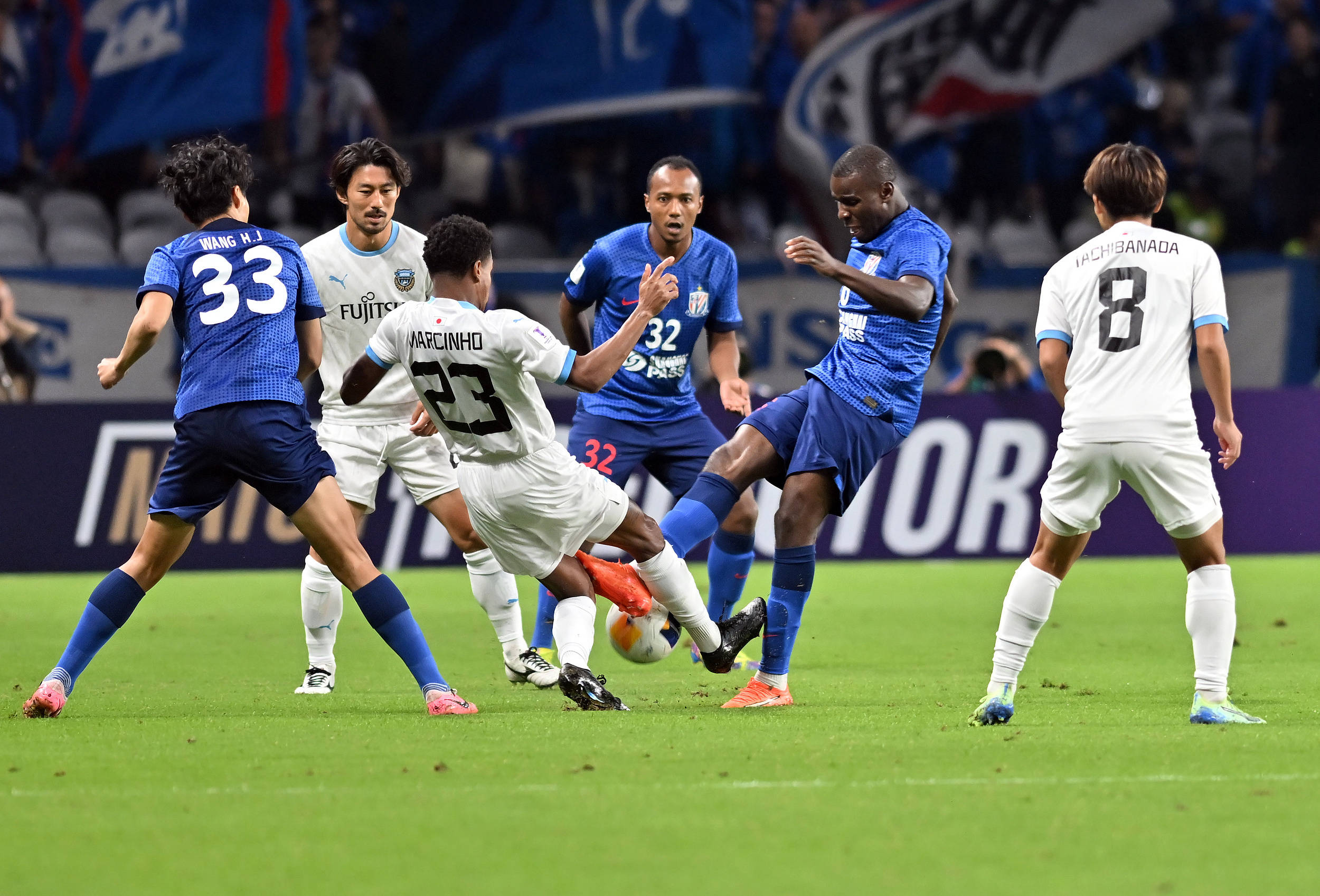 足球联赛举办新赛季,各队备战迎接挑战 足球联赛举办新赛季,各队备战迎接挑战