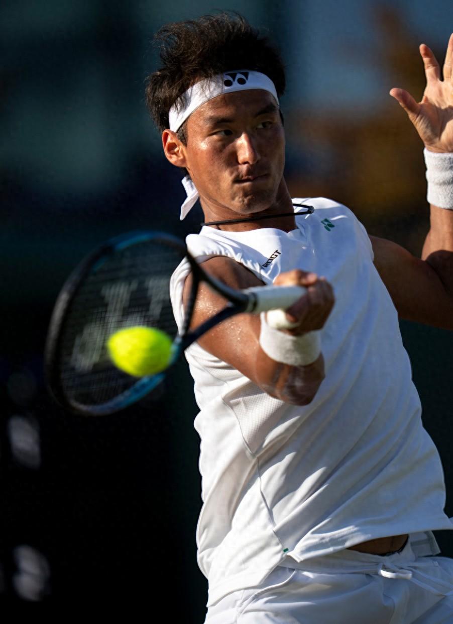 B体育体育竞技-包含东道主运动员表现出色，获得观众掌声的词条