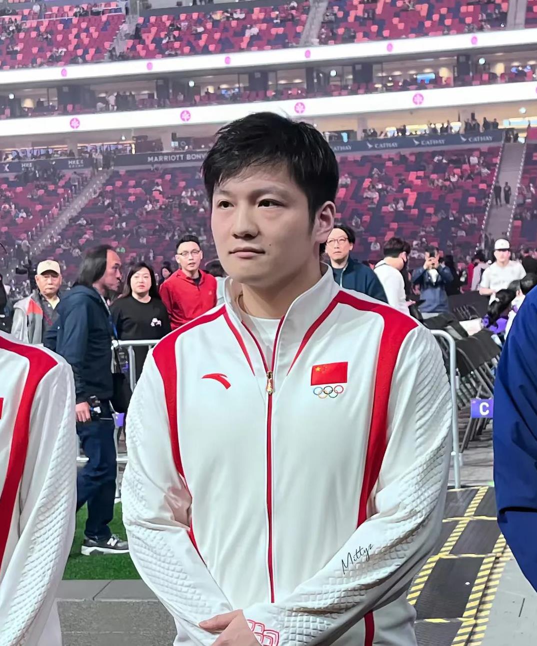 包含东道主运动员表现出色,获得观众掌声的词条 包含东道主运动员表现出色,获得观众掌声的词条