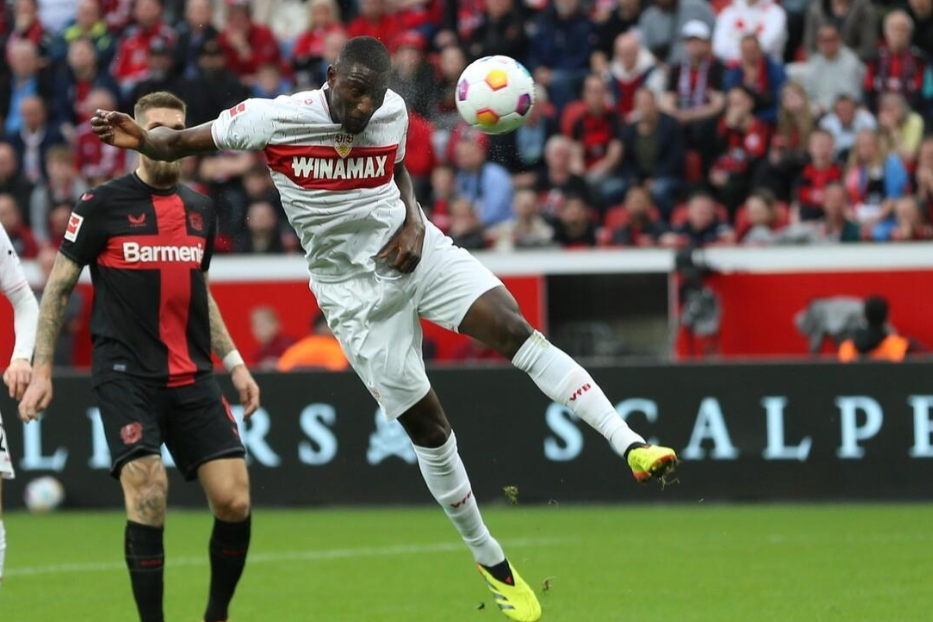 新秀马尔科-查卡莱维奇展现出色表现,引起球迷热议 新秀马尔科-查卡莱维奇展现出色表现,引起球迷热议