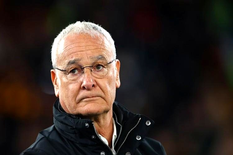 一位老将在本赛季中仍然表现抢眼,实力不减 一位老将在本赛季中仍然表现抢眼,实力不减