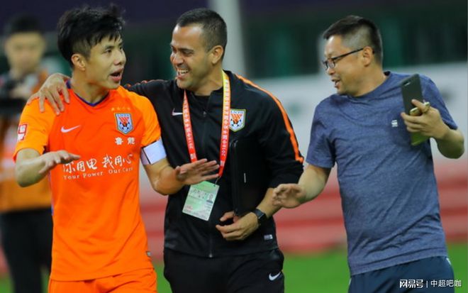 关于鲁能主场凯旋，再次登顶积分榜首位！的信息