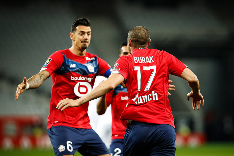 包含桑普多利亚击败圣埃蒂安,实现逆袭的词条 包含桑普多利亚击败圣埃蒂安,实现逆袭的词条