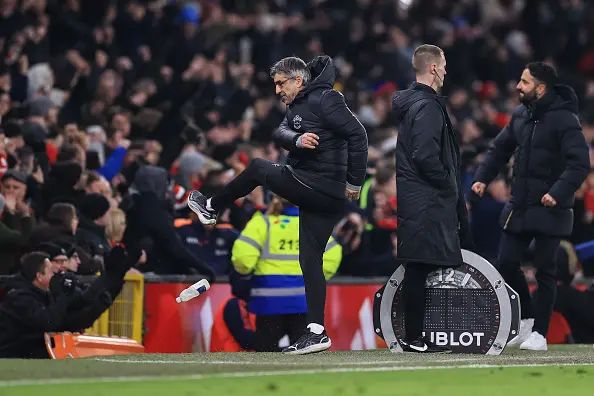 南安普顿队员积极训练,为了赢得下一场比赛的简单介绍 南安普顿队员积极训练,为了赢得下一场比赛的简单介绍