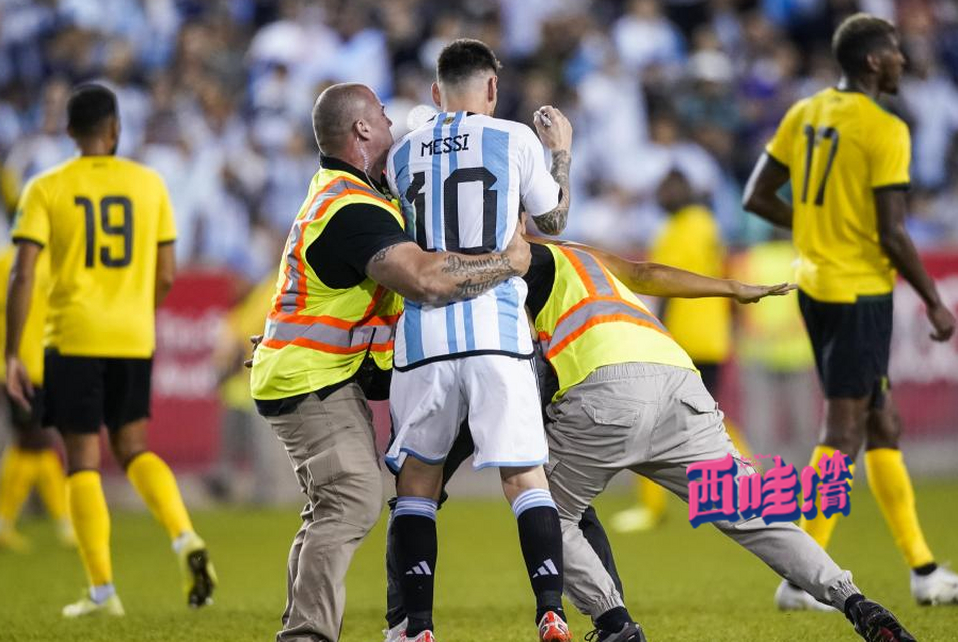 巴萨中场神迹再现，助攻破门梅西再度引领球队前行